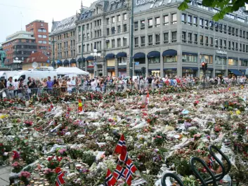 The area in front of Oslo Cathedral was transformed into an ocean of flowers after the terrorist attacks July 22 (Photo: Colourbox.no)