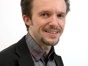 Researcher Per Einar Binder thinks we should loosen up when it comes to letting out our positive feelings, but we should be cautious about sharing the negative ones. (Photo: UiB) Researcher Per Einar Binder thinks we should loosen up when it comes to letting out our positive feelings, but we should be cautious about sharing the negative ones. (Photo: UiB)