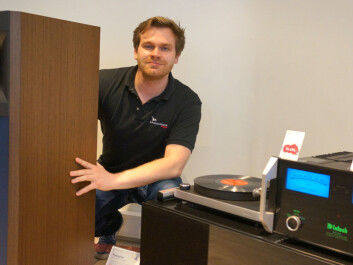 Between a massive speaker and a vinlyl record player: Lars Christian Jensen at the Soundgarden electronics store in Oslo. Between a massive speaker and a vinlyl record player: Lars Christian Jensen at the Soundgarden electronics store in Oslo.