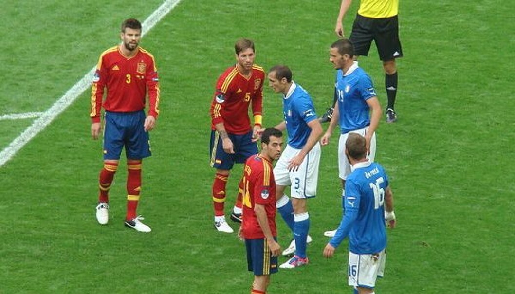 Spain prepares for corner kick against Italy on June 10. The match ended in a draw. (Photo: Arvedui89/Wikimedia Commons) Spain prepares for corner kick against Italy on June 10. The match ended in a draw. (Photo: Arvedui89/Wikimedia Commons)