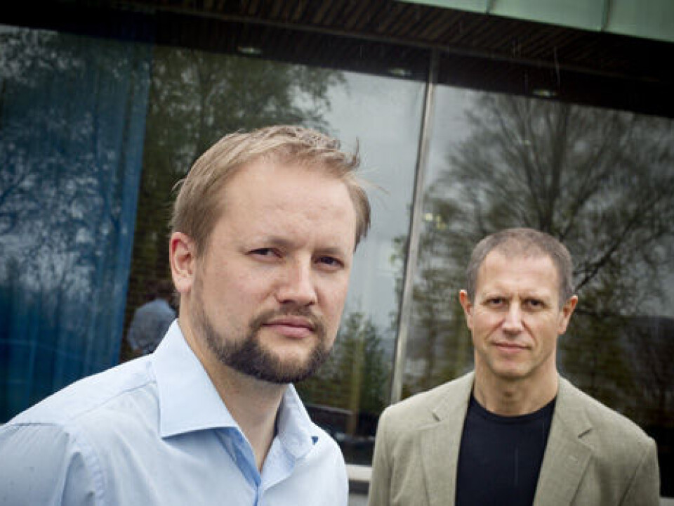 In their work, Sturla F Kvamsdal and Stein Ivar Steinshamn have calculated the amount of carbon emissions the climate can tolerate, and what the future costs will be if we do not implement measures. (Photo: Eivind Senneset)