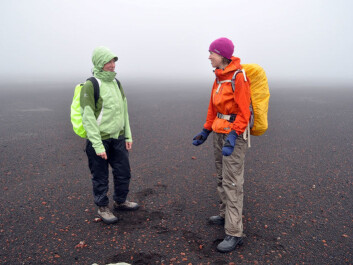 Elisabeth Maquart and Brooke Wilkerson on Jan Mayen. The island is nearly always shrouded in fog and sometimes Jutta Kapfer and her two assistants walked kilometres without finding the plants they sought. (Photo: Jutta Kapfer) Elisabeth Maquart and Brooke Wilkerson on Jan Mayen. The island is nearly always shrouded in fog and sometimes Jutta Kapfer and her two assistants walked kilometres without finding the plants they sought. (Photo: Jutta Kapfer)