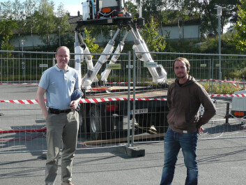 Researchers Jon O. Hellevang (left) and Stian H. Stavland at Christian Michelsen Research were key to the tests at Grimstad last autumn. (Photo: Christian Michelsen Research) Researchers Jon O. Hellevang (left) and Stian H. Stavland at Christian Michelsen Research were key to the tests at Grimstad last autumn. (Photo: Christian Michelsen Research)