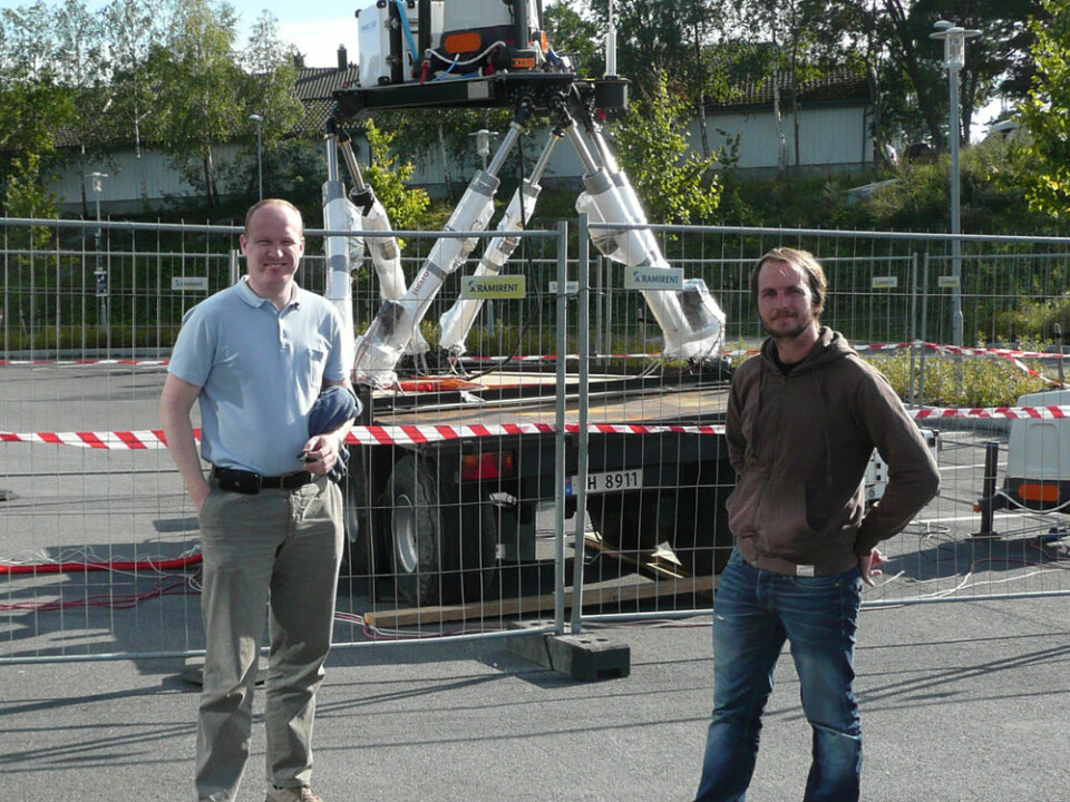 Researchers Jon O. Hellevang (left) and Stian H. Stavland at Christian Michelsen Research were key to the tests at Grimstad last autumn. (Photo: Christian Michelsen Research)