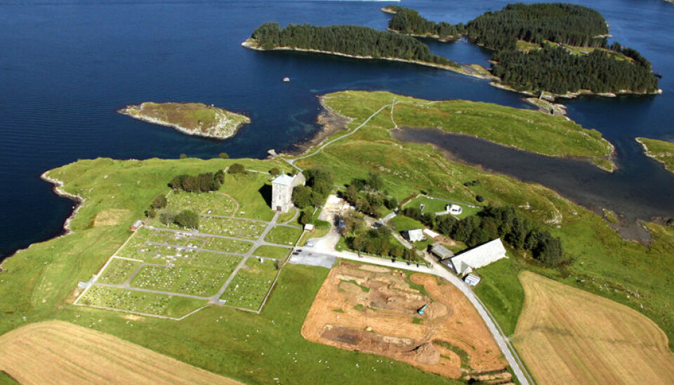 A number of petty kings ruled from royal estates or manors at Avaldsnes in Rogaland County throughout history. The emergence of royal power in Norway was interlinked with control of the coastal sailing route, in the Old Norse language: Norðvegr. It literally means North Way, hence Norway’s name. Avaldsnes was a centre of power of great importance for petty kings and later for national kings.  (Photo: KIBmedia)