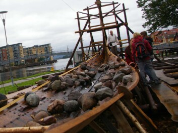 Archaeologists, boat builders and volunteers are reconstructing a true copy of the Oseberg ship, a more than 1,200 year old Viking ship discovered in a large burial mound in Vestfold county, Norway.(Photo: Bjørnar Kjensli) Archaeologists, boat builders and volunteers are reconstructing a true copy of the Oseberg ship, a more than 1,200 year old Viking ship discovered in a large burial mound in Vestfold county, Norway.(Photo: Bjørnar Kjensli)