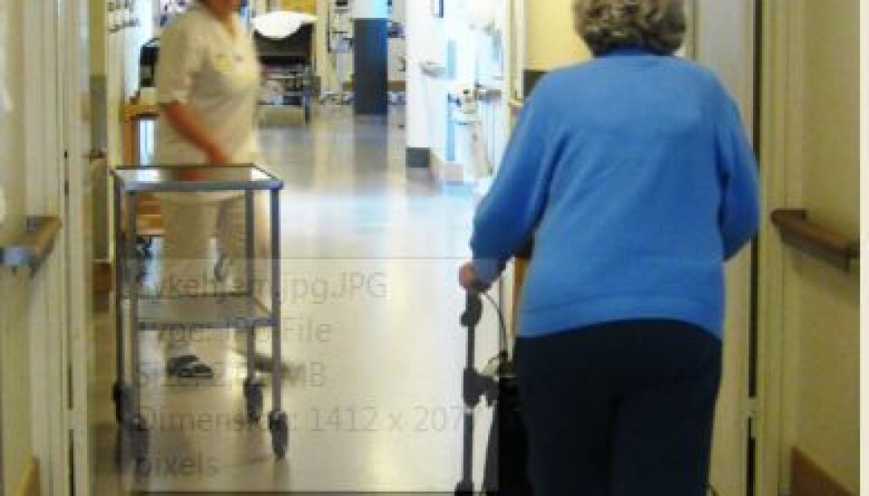 A new floor will prevent injuries in nursing homes. (Photo: Colourbox)