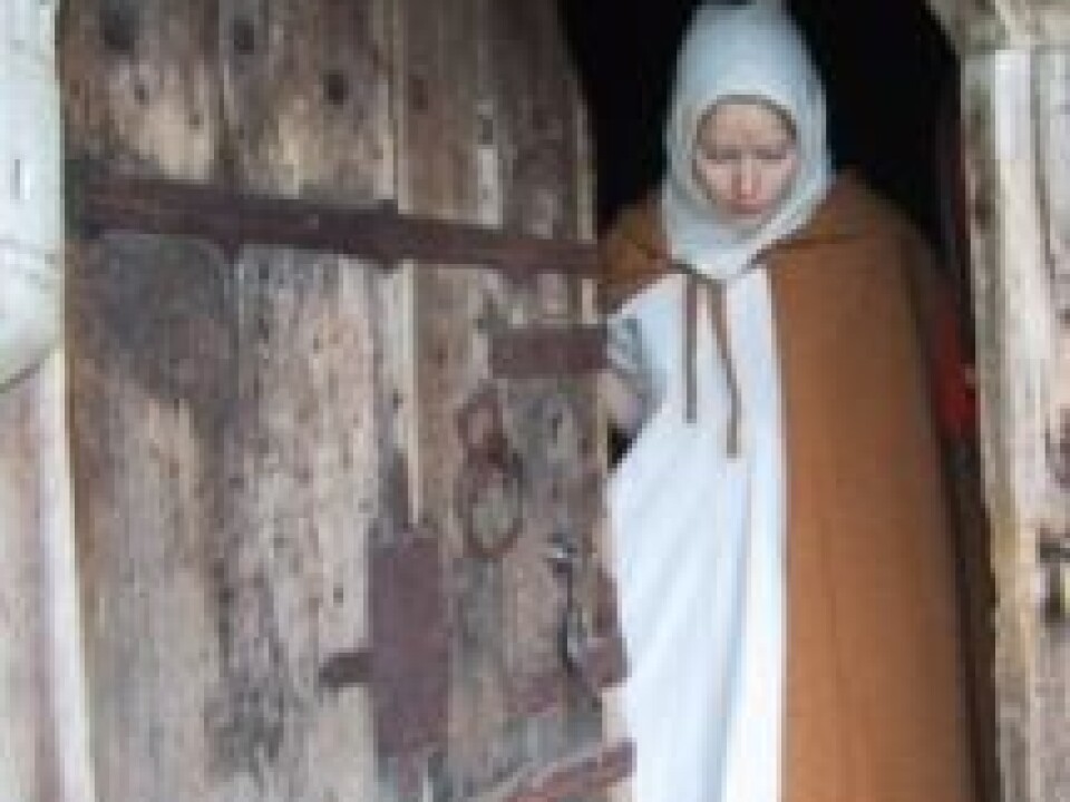 A re-enactment of a legend in the play about the girl in Stave storehouse. (Photo: Hallingdal Museum)