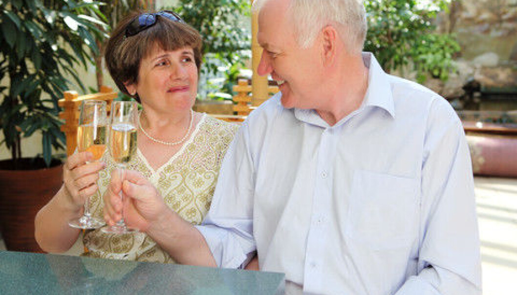 Divorce rates for couples with high alcohol consumption are greater than those whose consumption is moderate. But the couples at greatest risk are those in which the wife drinks heavily while the husband either refrains from drinking or drinks very little. (Photo: Colourbox) Divorce rates for couples with high alcohol consumption are greater than those whose consumption is moderate. But the couples at greatest risk are those in which the wife drinks heavily while the husband either refrains from drinking or drinks very little. (Photo: Colourbox)