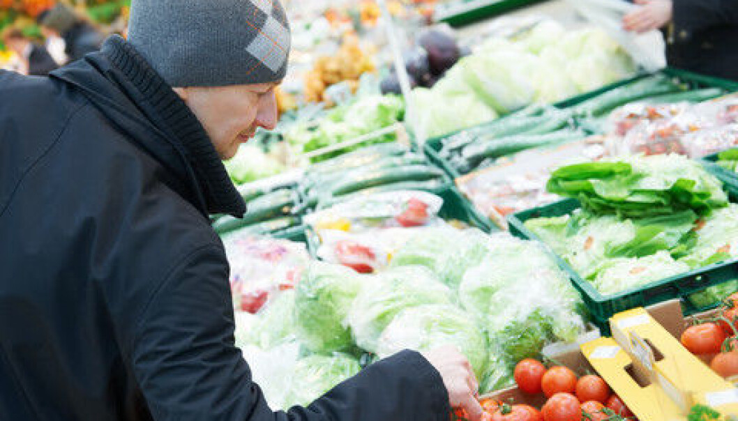 Studies show that young men have a low intake of vegetables and fruits and whole grain cereals. (Illustration photo: Colourbox) Studies show that young men have a low intake of vegetables and fruits and whole grain cereals. (Illustration photo: Colourbox)