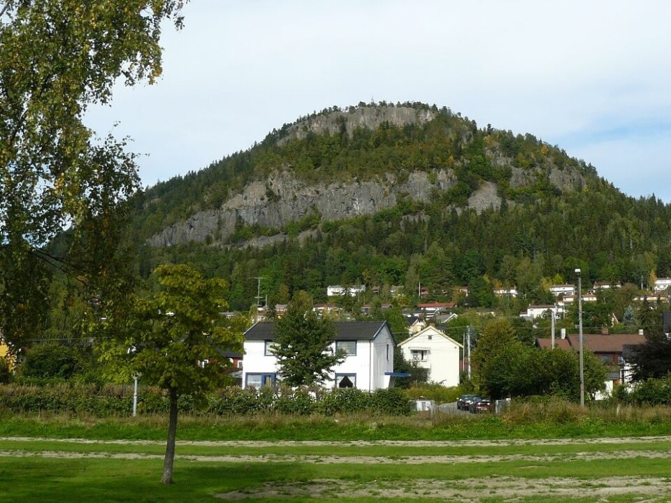 The area around Kolsås Hill looks peaceful enough now, but this used to be an inferno of eruptions and flowing lava. (Photo: Chell Hill / Wikimedia Commons)