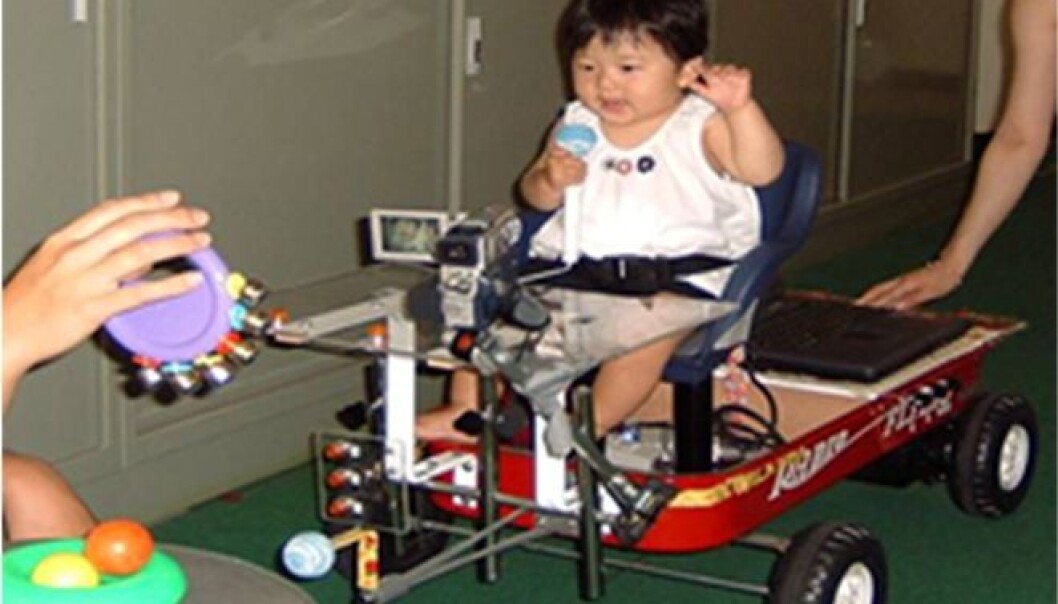When tots were given a few weeks of experience moving around, they understood that they were impacted by their surroundings. This in turn made them wary of heights. (Photo: Dahl et al./Psychological Science) When tots were given a few weeks of experience moving around, they understood that they were impacted by their surroundings. This in turn made them wary of heights. (Photo: Dahl et al./Psychological Science)