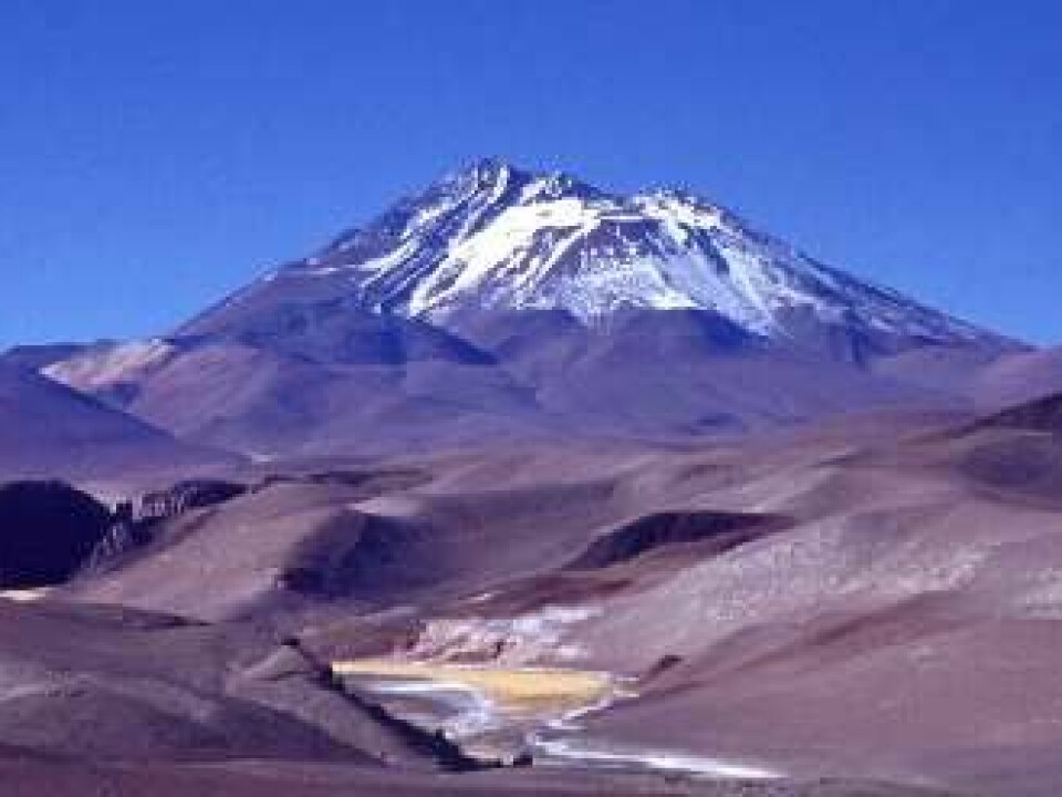 The three children had to ascend the summit of this volcano to die, some 500 years ago. (Photo: Jaime E. Jiménez)
