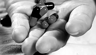 Docs dish out pills after suicide attempts