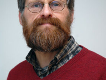 Per Chr. Bratheim, a division manager at the Norwegian Mapping Authority points out that measuring capabilities have become better as the country rises. (Photo: Norwegian Mapping Authority) Per Chr. Bratheim, a division manager at the Norwegian Mapping Authority points out that measuring capabilities have become better as the country rises. (Photo: Norwegian Mapping Authority)