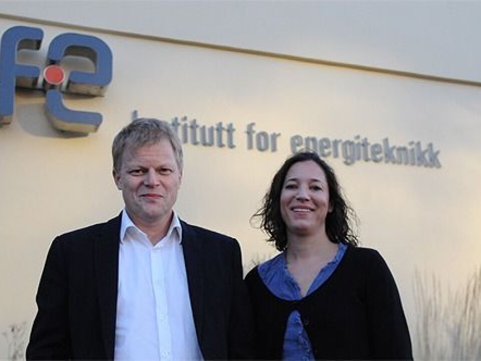 Hydro Aluminium’s Ole Runar Myhr, project manager of the MINAC project, and Kjerstin Ellingsen, Senior Research Scientist at SINTEF Materials and Chemistry. (Photo: The Research Council of Norway)