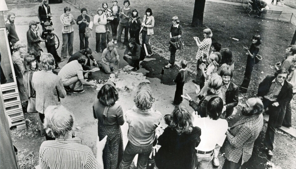 Porn magazines are burnt in public for the first time, Oslo 27 August 1977. (Photo: Klassekampen)