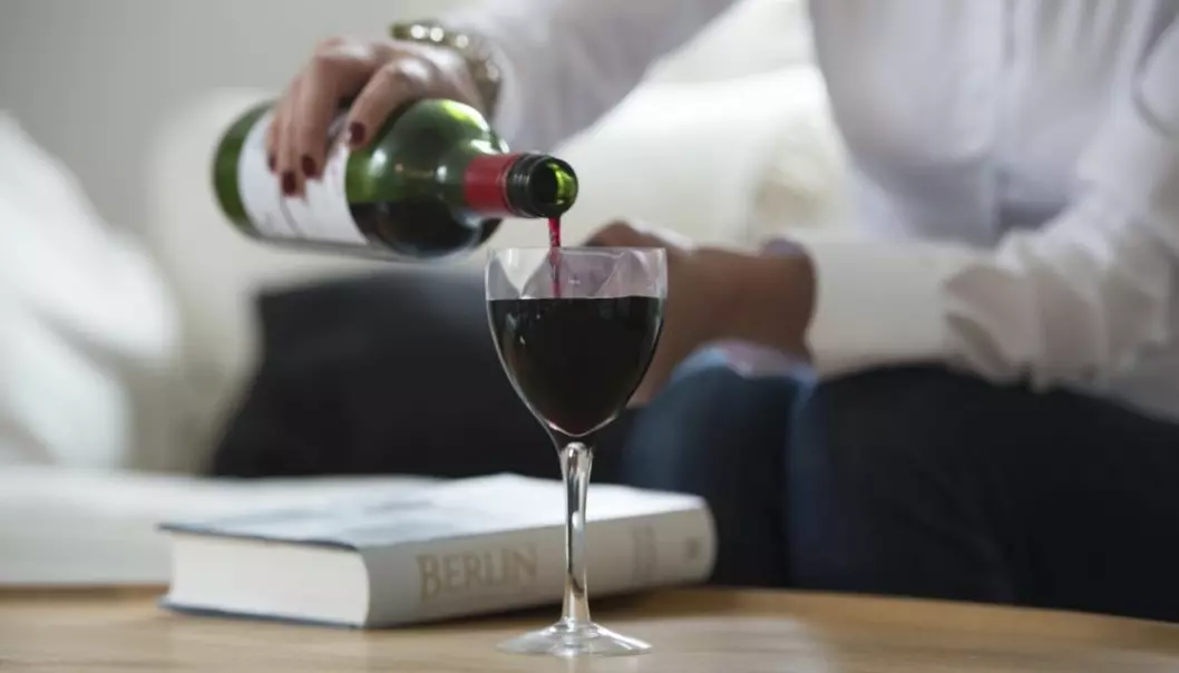 A glass of red wine is said to be good for the hearts of middle-aged people. But there are no documented health benefits from alcohol in the elderly. (Photo: Colourbox)