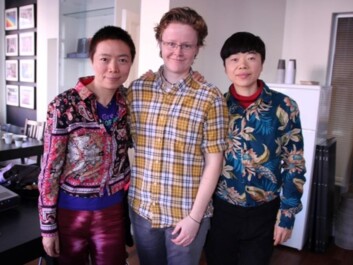 Elisabeth Lund Engebretsen (in the middle) with the artists, activists and gay icons Shitou and Mingming from China during their visit to Norway in 2012. (Photo: Ida Irene Bergstrøm) Elisabeth Lund Engebretsen (in the middle) with the artists, activists and gay icons Shitou and Mingming from China during their visit to Norway in 2012. (Photo: Ida Irene Bergstrøm)