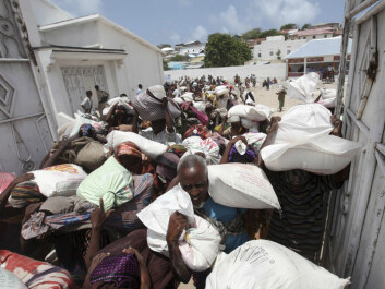 Internally displaced Somali people squeeze through a narrow gate with food relief delivered by the Algerian government for drought victims, in Hodan district, south of Mogadishu, August, 2011. (Photo: Feisal Omar/REUTERS) Internally displaced Somali people squeeze through a narrow gate with food relief delivered by the Algerian government for drought victims, in Hodan district, south of Mogadishu, August, 2011. (Photo: Feisal Omar/REUTERS)