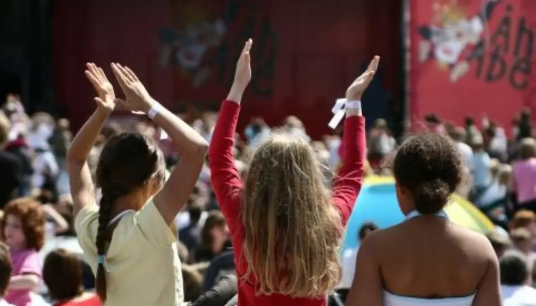 Activists or enthusiasts are people who contribute something extra to local society, for instance organising music festivals for children. (Photo: Colourbox)