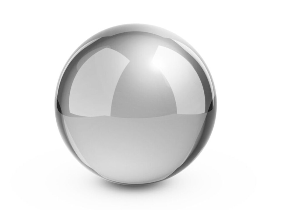A ball has rotational symmetry – no matter how you turn it a sphere looks just the same as when you started. (Photo: Microstock)