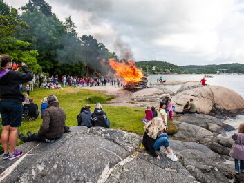 Bonfires have always been a part of Norwegian Midsummer celebrations. This is one of the few rituals that have survived. (Photo: Audun Braastad/NTB scanpix) Bonfires have always been a part of Norwegian Midsummer celebrations. This is one of the few rituals that have survived. (Photo: Audun Braastad/NTB scanpix)