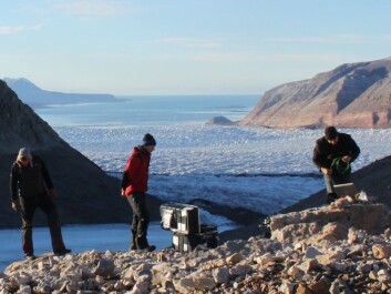 The portable seismometers which were set up at Kronebreen in 2013 marked the start of the Seismoglac project, which runs instruments that will provide better theoretical models for how glaciers react to climate changes. (Photo: Christopher Nuth, University of Oslo) The portable seismometers which were set up at Kronebreen in 2013 marked the start of the Seismoglac project, which runs instruments that will provide better theoretical models for how glaciers react to climate changes. (Photo: Christopher Nuth, University of Oslo)