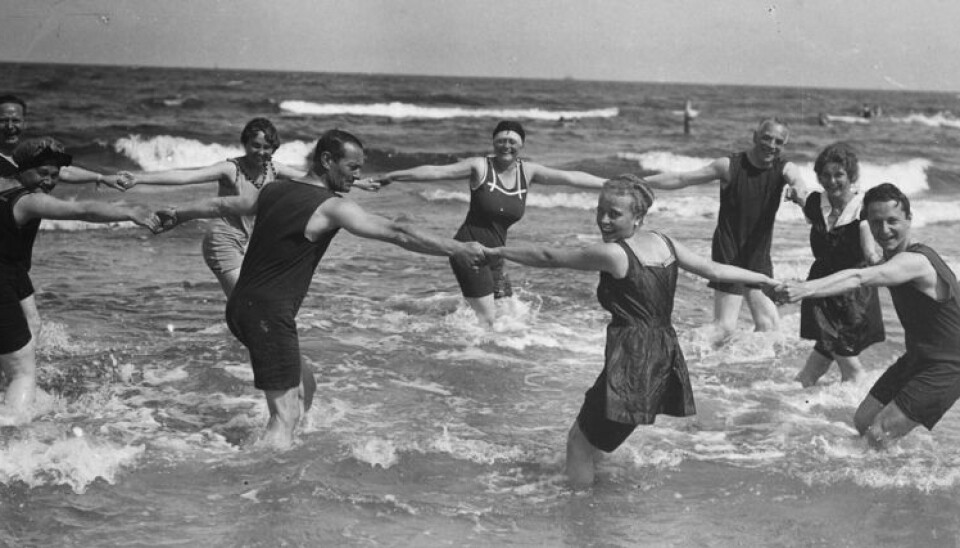 Cold plunges in saltwater were considered to be medical cures in the 1800s. The fun and pleasure of bathing at beaches did not gain sway over the health motive until the mid-war years of the 20th Century (Photo: akg-images/Scanpix)