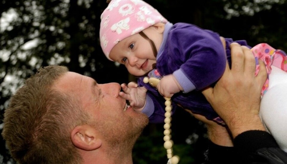 The way fathers spend time with their child during its first year is significant for the child’s development. Paternal leave is therefore important, according to researcher. (Photo: Colourbox)