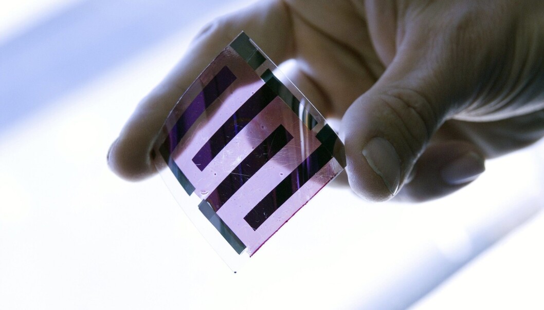 This solar cell is made of plastic rather than silicon. Scientists in several countries are currently developing similar technologies to lower the price of solar energy. This plastic solar cell was photographed at the French solar energy institute INES. (Photo: Science Photo Library) This solar cell is made of plastic rather than silicon. Scientists in several countries are currently developing similar technologies to lower the price of solar energy. This plastic solar cell was photographed at the French solar energy institute INES. (Photo: Science Photo Library)