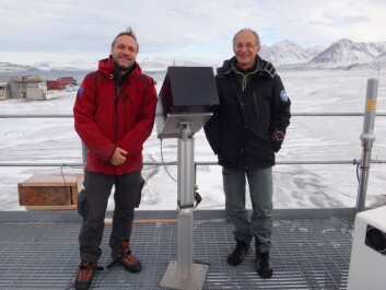 Mathieu Barthélemy (left) and Jean Lilensten on Svalbard with the instrument they used – the spectro photo polarimeter. (Photo: Mathieu Barthélemy) Mathieu Barthélemy (left) and Jean Lilensten on Svalbard with the instrument they used – the spectro photo polarimeter. (Photo: Mathieu Barthélemy)