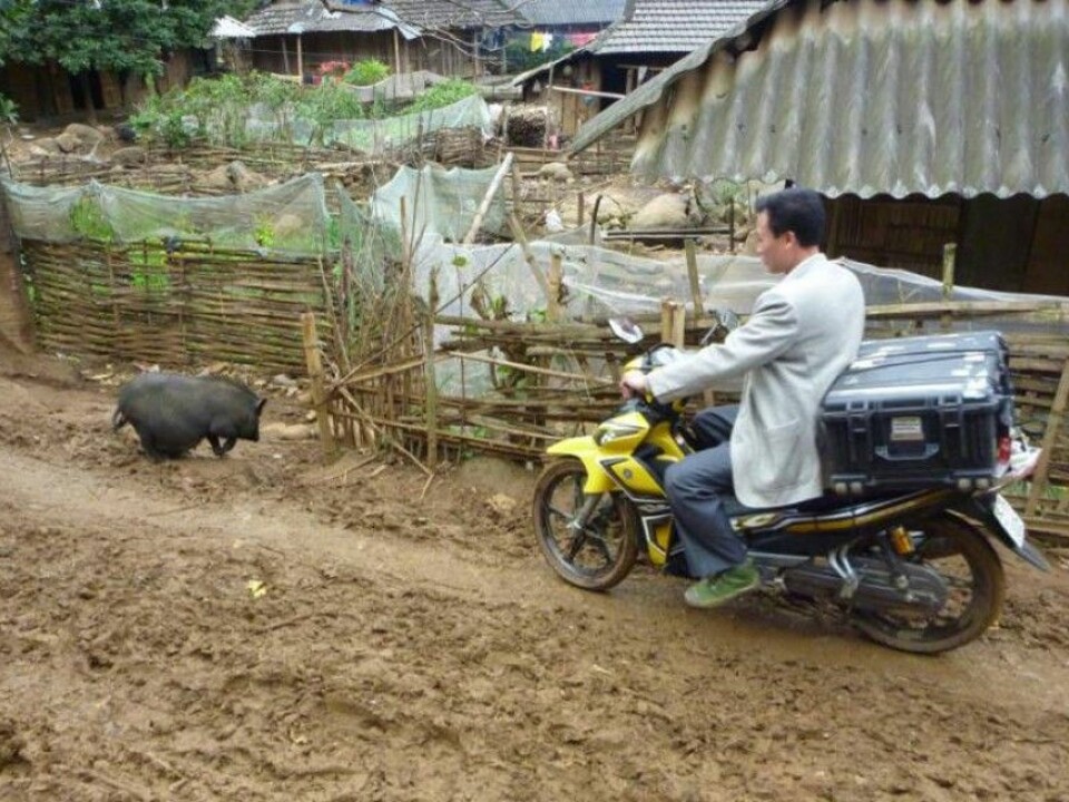 A hyperspectral camera on its way to a mission prospecting for rare 
earth elements in Vietnam. At one site the equipment was attacked by an overprotective water buffalo with a calf. (Photo: Hallvard Skjerping, NEO)