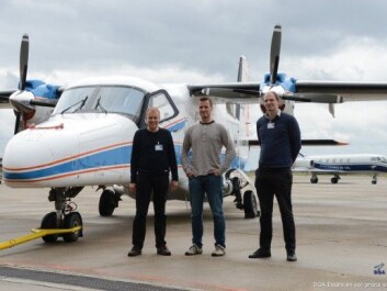 In September 2013 a newly developed hyperspectral camera was flown over
Bordeaux. From left Torbjørn Skauli (FFI), Trond Løke and Søren Blaaberg (NEO).
(Photo: DGA )
In September 2013 a newly developed hyperspectral camera was flown over
Bordeaux. From left Torbjørn Skauli (FFI), Trond Løke and Søren Blaaberg (NEO).
(Photo: DGA )