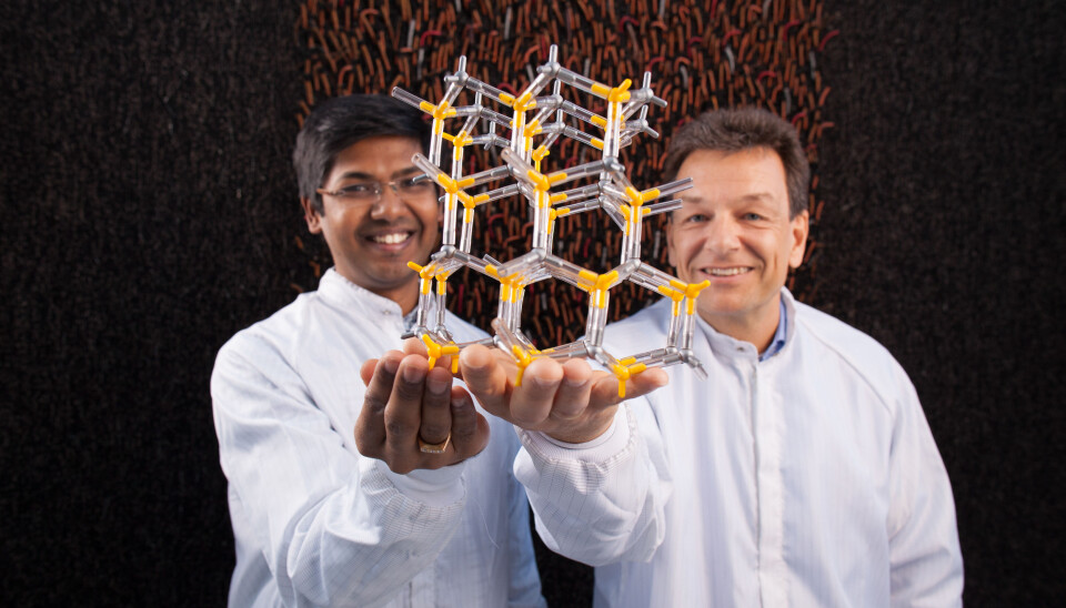 Researchers can now manipulate the crystal structure of nanowires. The ability makes it easier to produce lightweight solar cells that are more efficient than today's models. (Photo: Kai T. Dragland/NTNU)