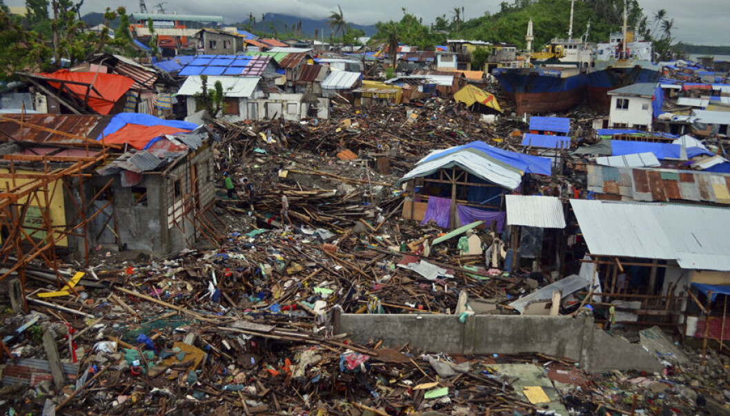 Students rebuild an orphanage after Typhoon Yolanda