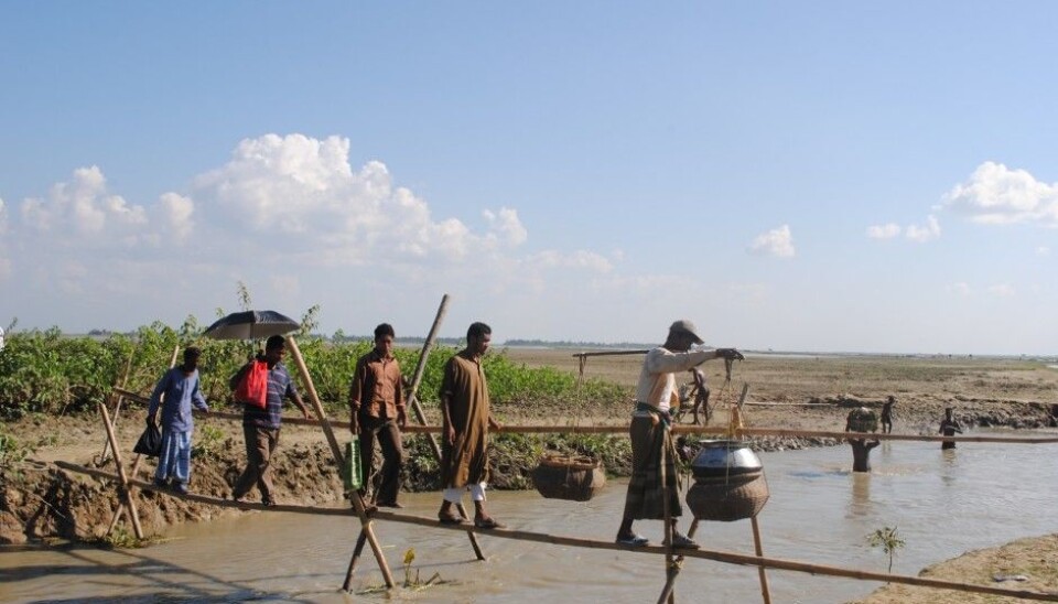 The existing infrastructure in the village is very basic. Flooding is a particular problem. (Photo: Pablo Amos Halder)
