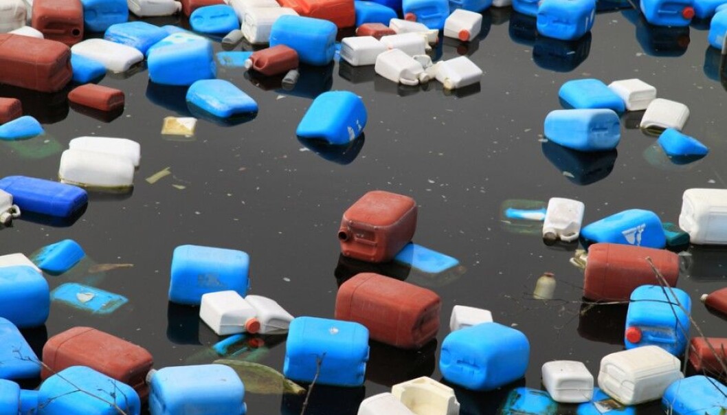 Plastic debris is seriously harmful for living organisms in the oceans. But it is hard to find out how much plastic really ends up in marine environments. (Photo: Colourbox) Plastic debris is seriously harmful for living organisms in the oceans. But it is hard to find out how much plastic really ends up in marine environments. (Photo: Colourbox)