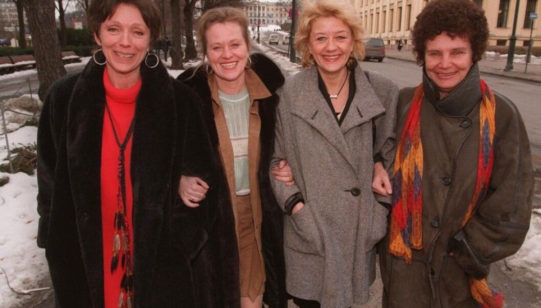 Anja Breien (to the left) was referred to as “a new Bergman” in the 70s. She directed films such as Hustruer ("Wives") from 1975. (Photo: Jon Eeg, NTB Scanpix) Anja Breien (to the left) was referred to as “a new Bergman” in the 70s. She directed films such as Hustruer ("Wives") from 1975. (Photo: Jon Eeg, NTB Scanpix)