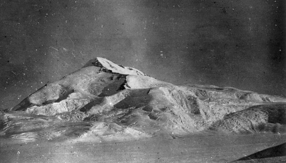 Stunning and impassable mountains proved a great challenge for Amundsen and his crew. (Photo: the NOAA photo library)