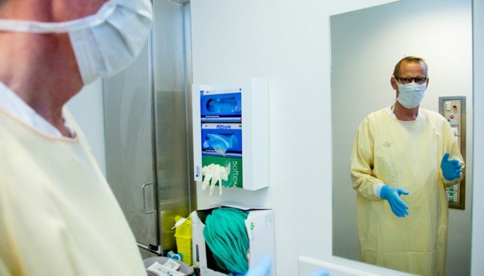 Dag Berild has clear ideas on what is needed to reduce the use of antibiotics. Primarily, he calls for more interdisciplinary research collaboration. (Photo: Yngve Vogt, Apollon, University of Oslo)