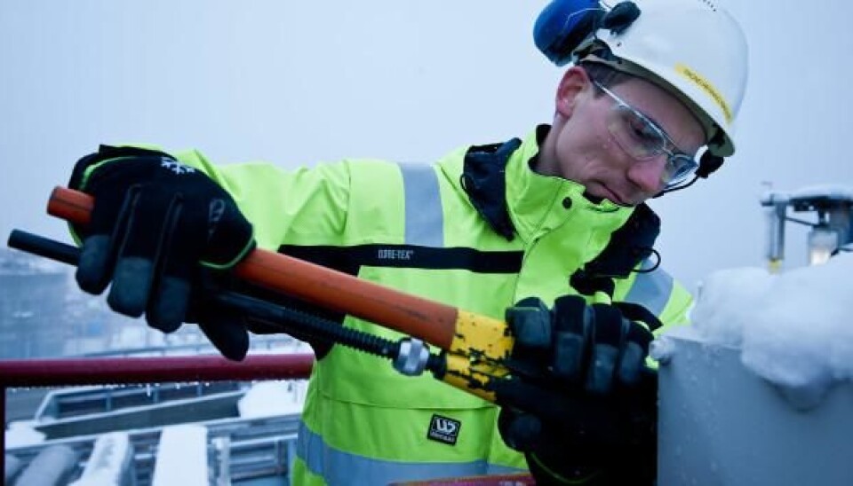 Cold, wet, dark and sometimes loud. Work clothing for northern areas requires technical materials and high level of comfort and functionality. (Photo loaned from Wenaas Workwear as)