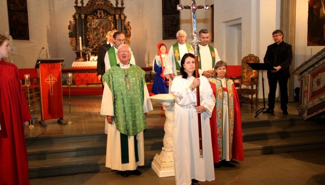 Religious freedom trumps women’s rights in Norwegian politics and law, according to a new PhD thesis. The photo is from a church service during the Church Meeting in 2010. (Photo: Church of Norway.) Religious freedom trumps women’s rights in Norwegian politics and law, according to a new PhD thesis. The photo is from a church service during the Church Meeting in 2010. (Photo: Church of Norway.)