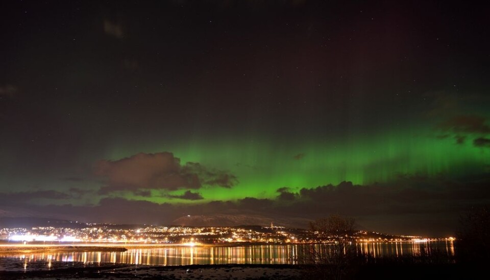 Northern lights over the Norwegian city, Tromsø. (Photo: Colourbox.)
