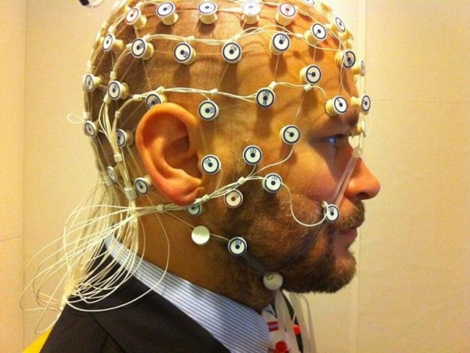 The EEG helmet used in the project is a down-scaled version, compared to more advanced arrays of sensors, as in this picture. (Photo: Petter Kallioinen/Stockholm University/Wikimedia commons.) The EEG helmet used in the project is a down-scaled version, compared to more advanced arrays of sensors, as in this picture. (Photo: Petter Kallioinen/Stockholm University/Wikimedia commons.)
