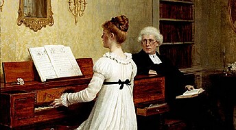 Piano – the best suited instrument for the female body