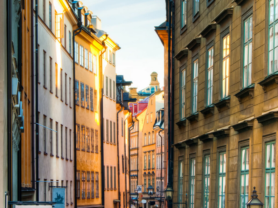 In the narrow streets of the old part of Stockholm street-cleaning programmes were established during the Middle Ages. But this was more a matter of foul odours and aesthetics than environmentalism. (Photo: Colourbox)