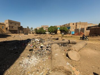 In the middle of the village Faw Qibli, the ruins of the basilica at the ancient Pachomian monastery of Pbow lies scattered about. The ruins are approximately 7 km from the site where the codices were found. (Photo: Hugo Lundhaug) In the middle of the village Faw Qibli, the ruins of the basilica at the ancient Pachomian monastery of Pbow lies scattered about. The ruins are approximately 7 km from the site where the codices were found. (Photo: Hugo Lundhaug)