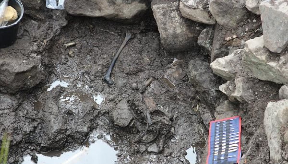 The remains of the body. (Photo: NIKU)