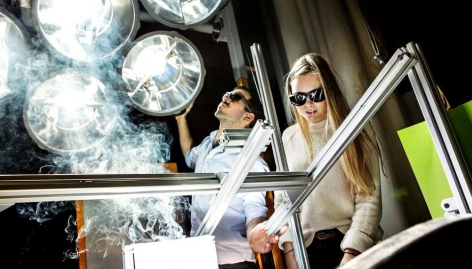 This installation allows researchers in places like Norway to simulate the full power of sun, as if they were outside on a sunny day. That allows for year-round research on solar cells in the laboratory in Trondheim. (Photo: Geir Mogen/NTNU)